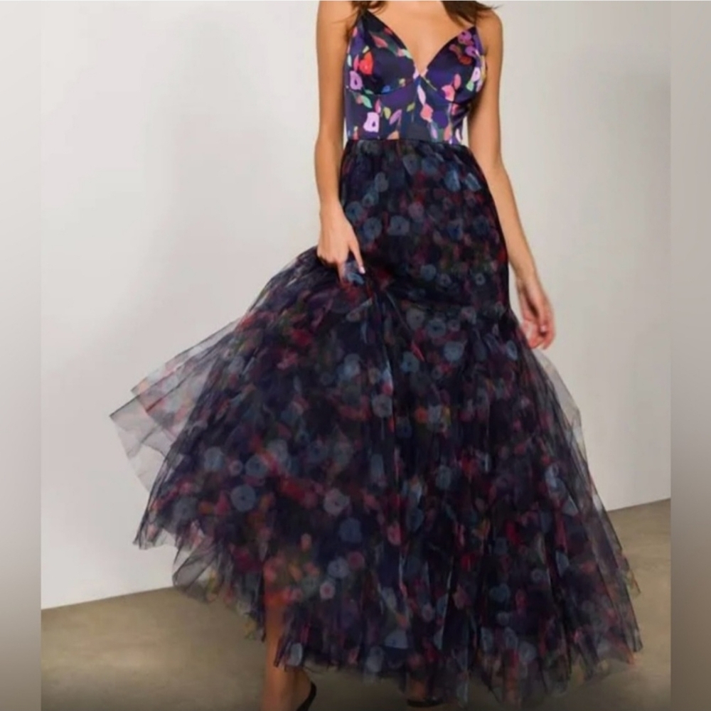 Hutch Lucia A-Line Gown size 4